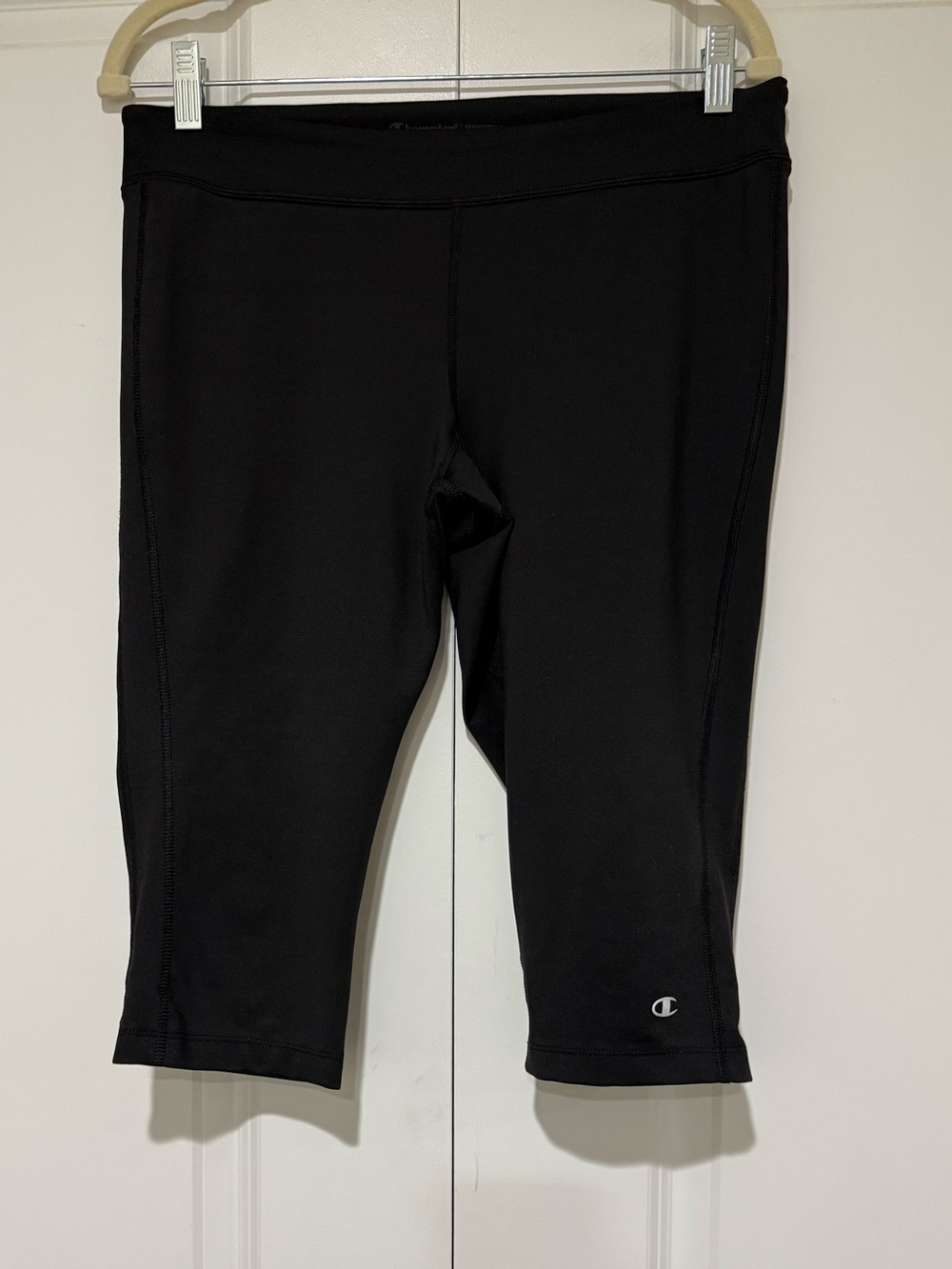 Champion Black Woman’s Capri Leggings with Logo